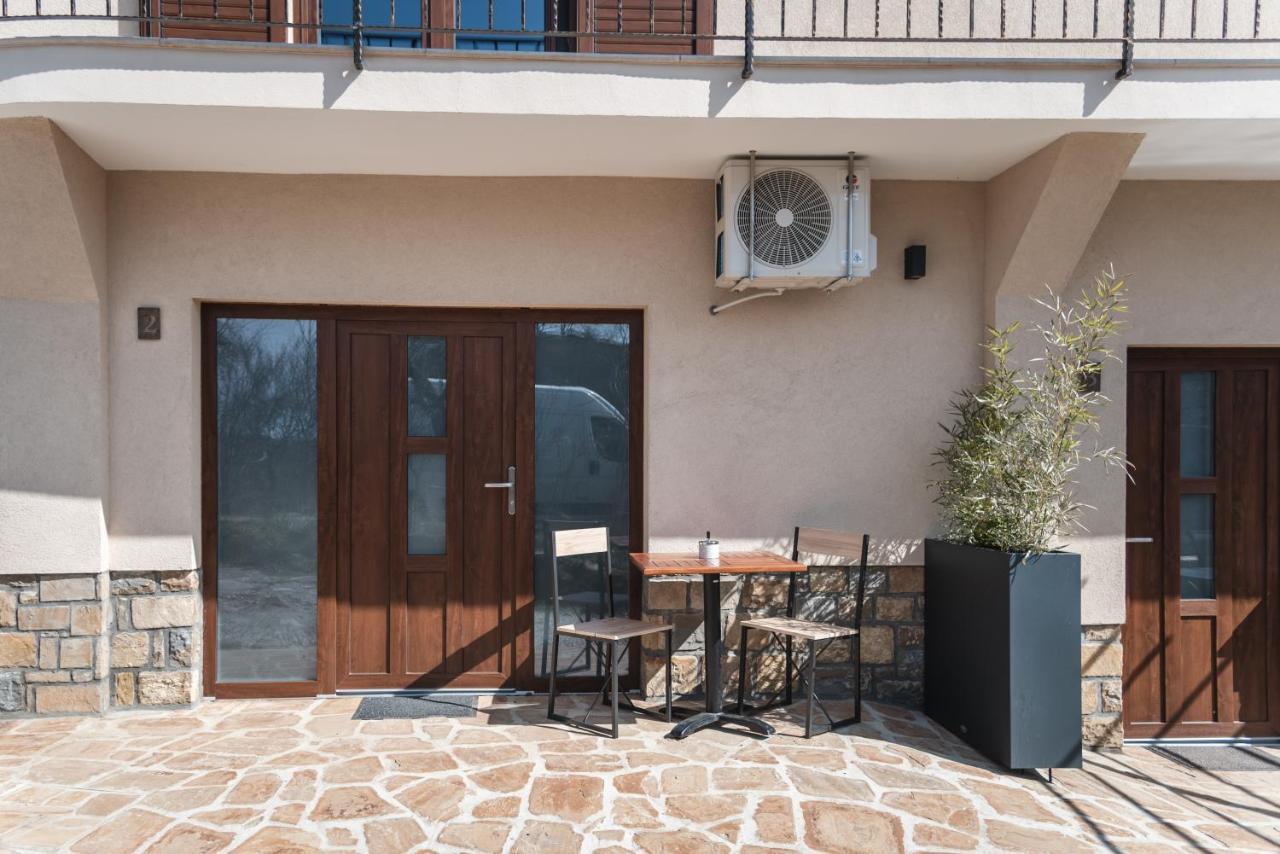 Hisa Kapis With Hot Tube Daire Koper Dış mekan fotoğraf