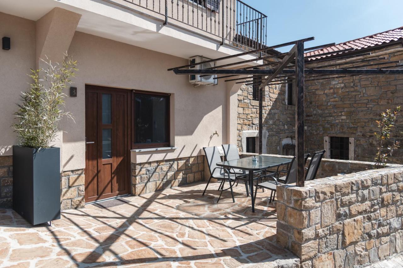 Hisa Kapis With Hot Tube Daire Koper Dış mekan fotoğraf
