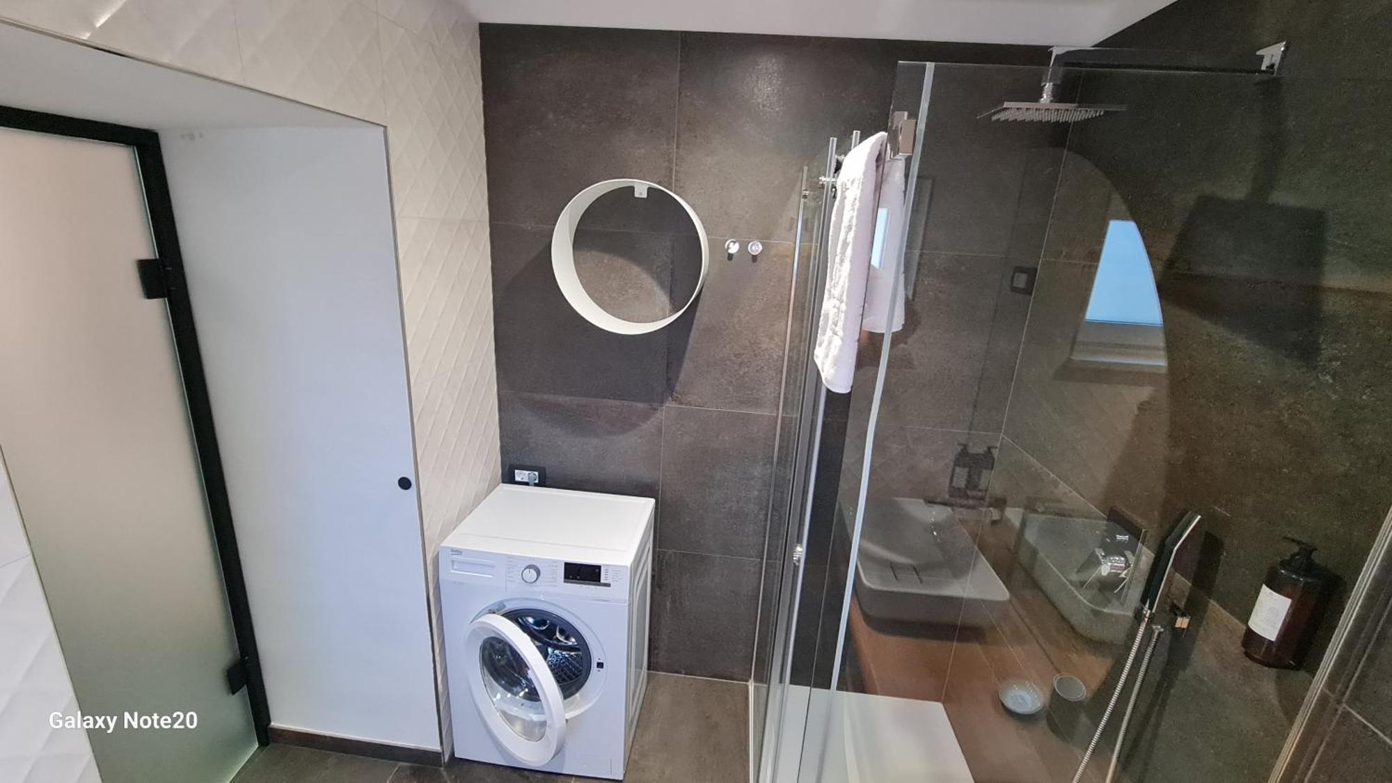 Hisa Kapis With Hot Tube Daire Koper Dış mekan fotoğraf